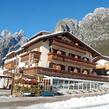 Albergo Ristorante Cacciatori Ауронцо-ді-Кадоре Екстер'єр фото
