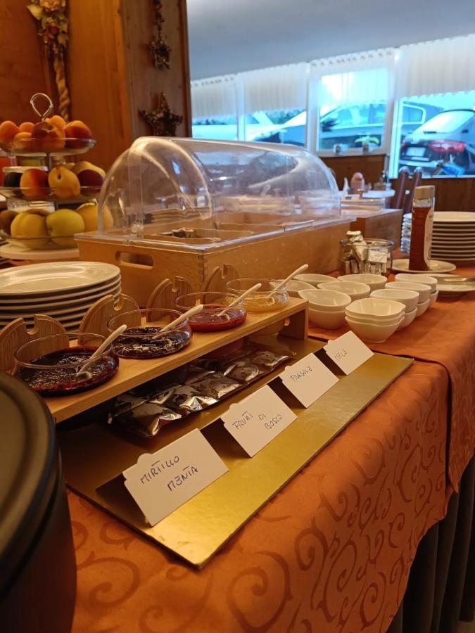 Albergo Ristorante Cacciatori Ауронцо-ді-Кадоре Екстер'єр фото